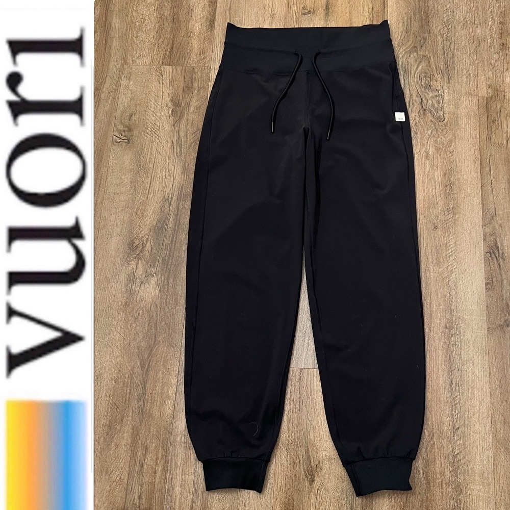 Vuori Womens Drawstring Daily Jogger Black High Rise VW418 Size Medium